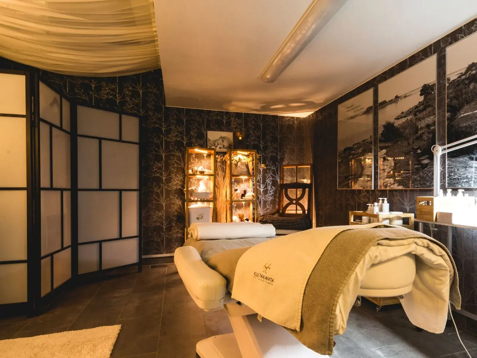 Spa treatment room at Kultaranta Resort
