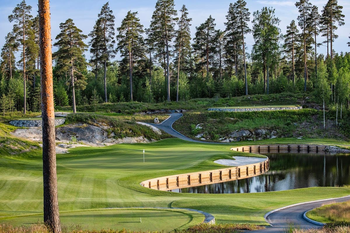 Golf hole through Rock Golf's rocky landscape